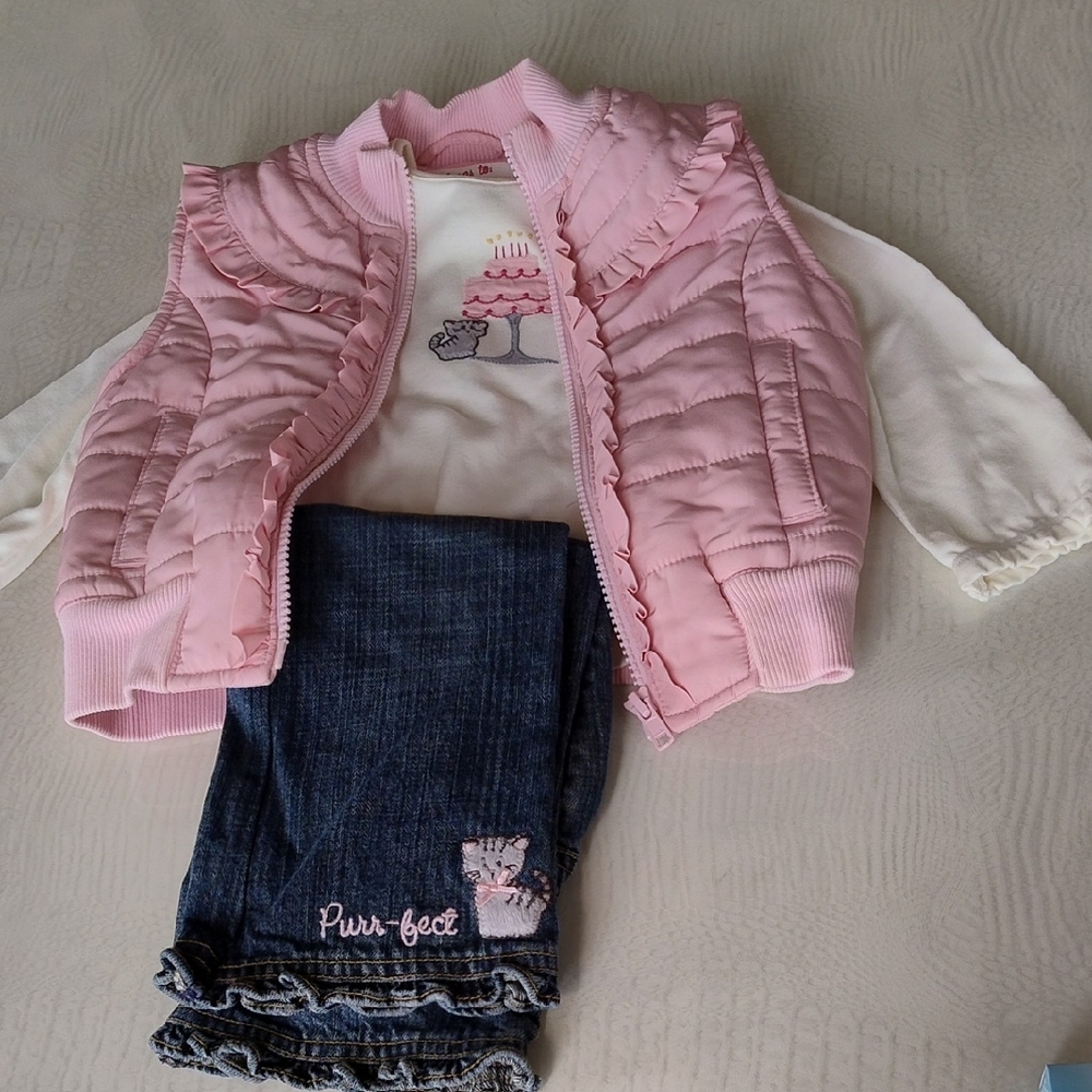 Gymboree Girls 3pc Set Jeans Top Vest Sz 24m Like new